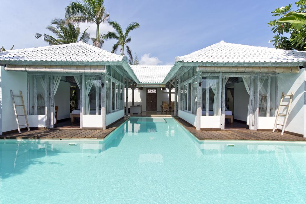 Villa Laksmana Hideaway 2 - Surrounded By Water- 2Bd Villa With Fantastic Pool! Seminyak  Room photo